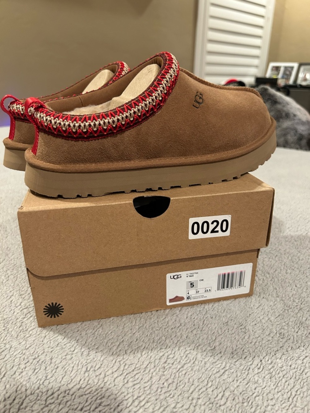 UGG Brand New Size 6W/5Y Chestnut Slip-On Clog with Red Trim